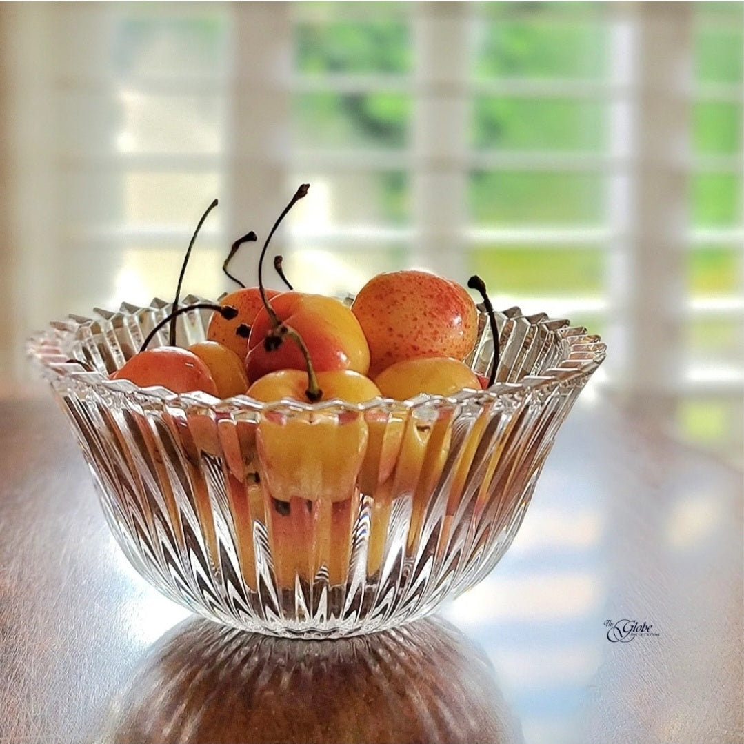 Baccarat Mille Nuits Bowl filled with fruit.